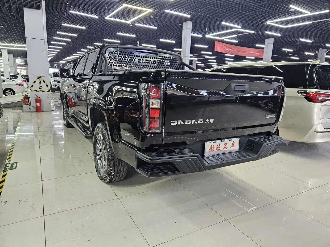 Jiangling Dadao 2025 2024 All-Rounder 2.3T Diesel Automatic 2WD Standard Wheelbase Comfort