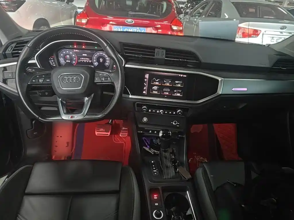 Audi Q3 Sportback 2020 40 TFSI Fashion фото 10