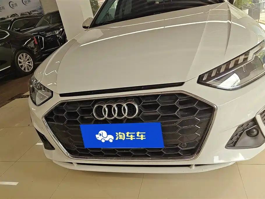 Audi A4L 2020 40 TFSI Luxury Dynamic фото 2