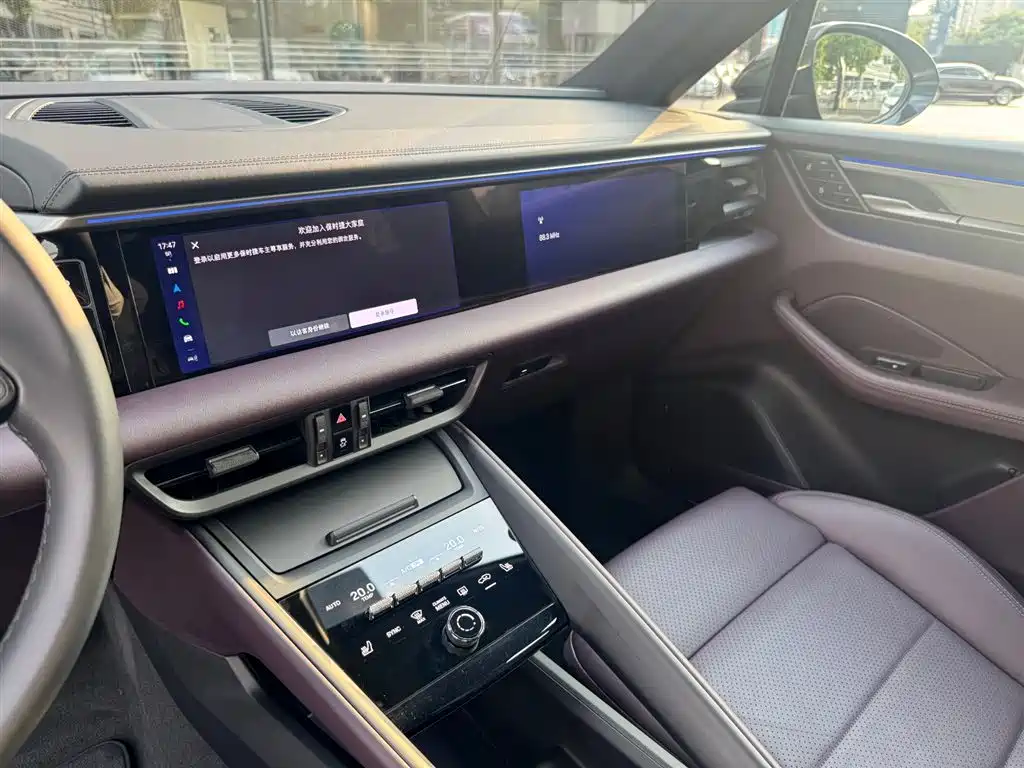 Porsche Macan EV 2024 Macan 4 фото 9