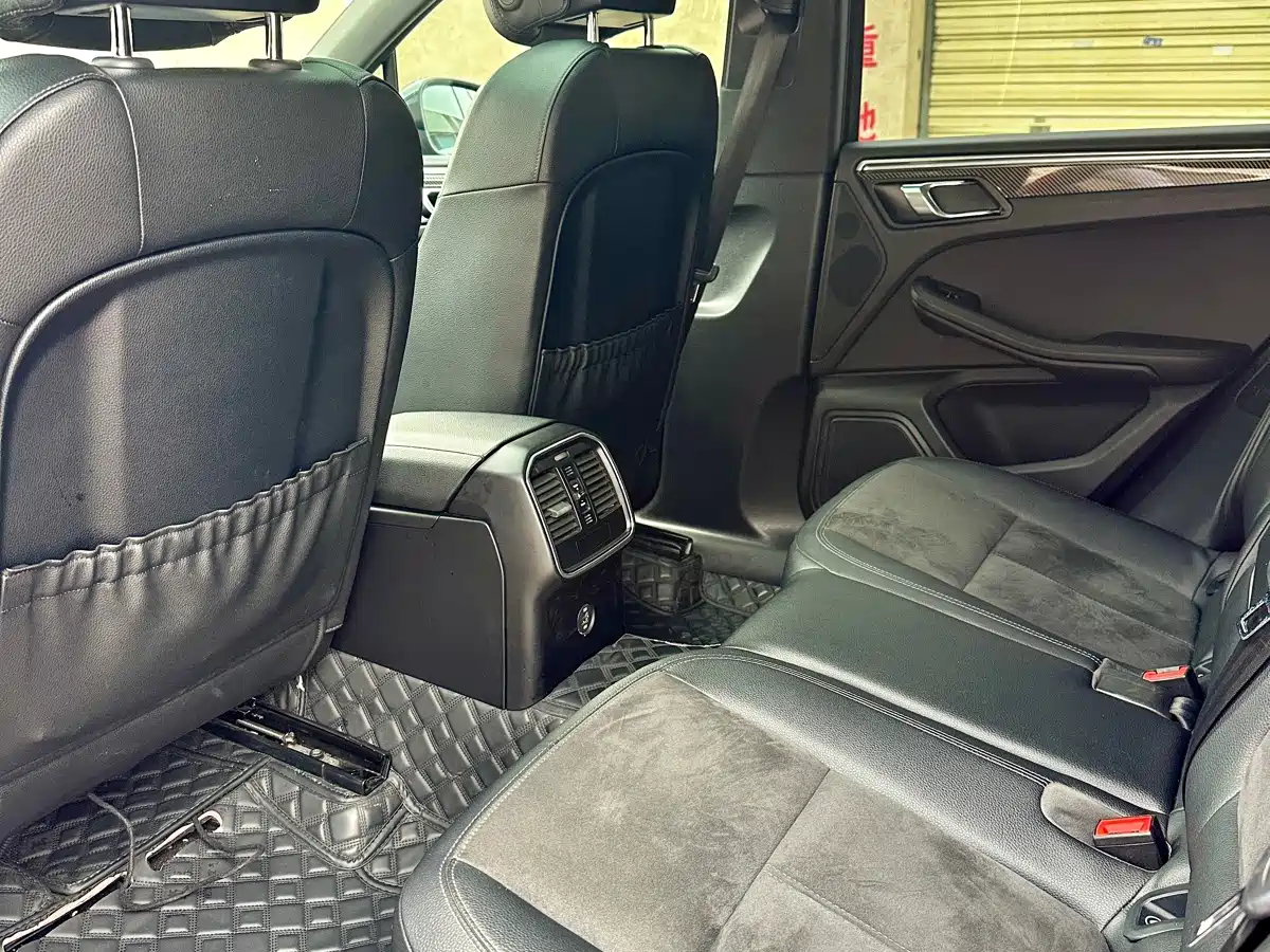 Porsche Macan 2018 Macan 2.0T фото 14