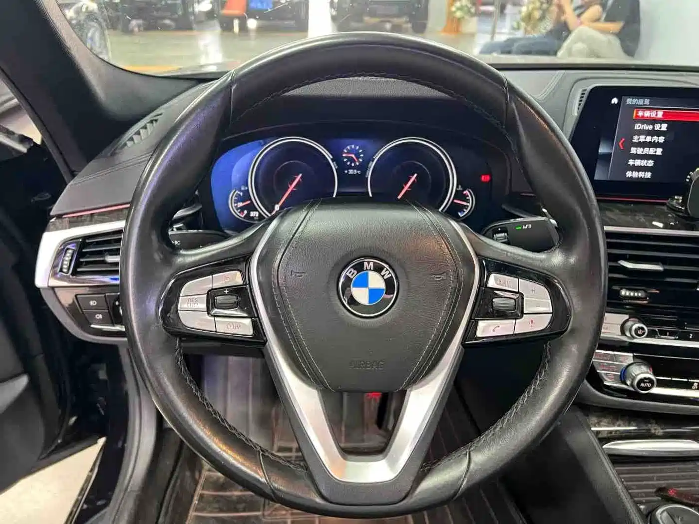 BMW 5 Series 2018 525Li M Sport Package фото 7