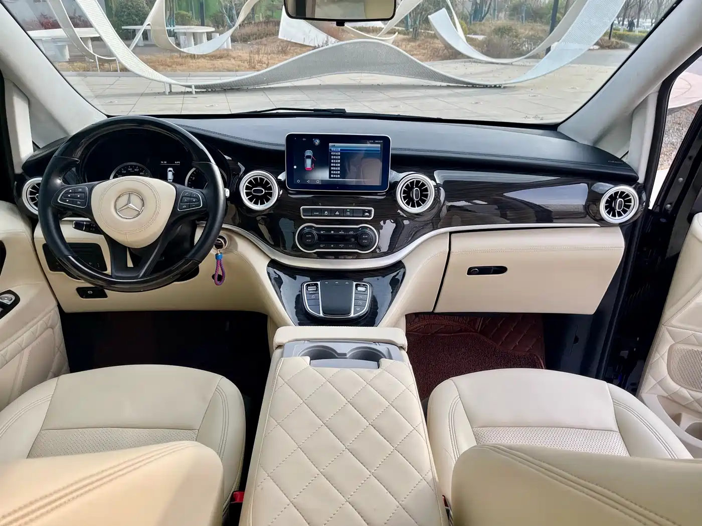 Mercedes-Benz Vito 2018 2.0T Business Edition China VI фото 5