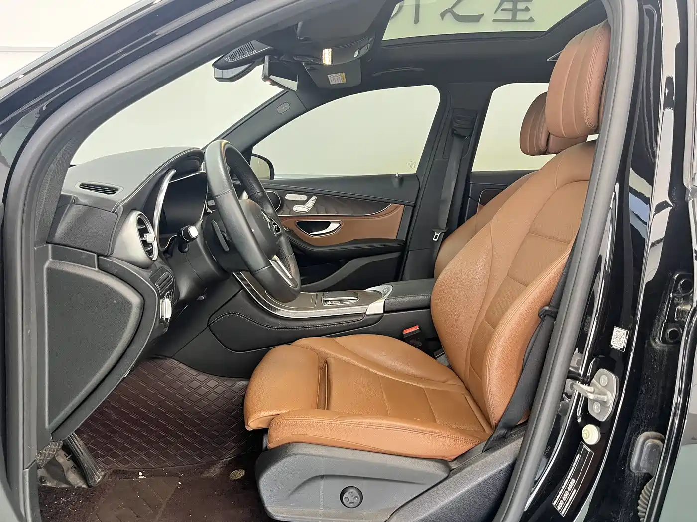 Mercedes-Benz GLC 2020 Facelift GLC 260 L 4MATIC Luxury фото 18