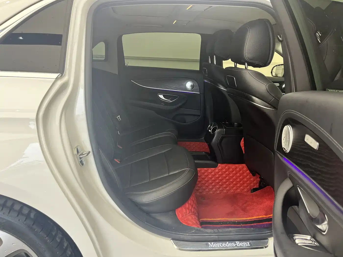 Mercedes-Benz E-Class 2016 E 300 L Sport Fashion Type фото 18