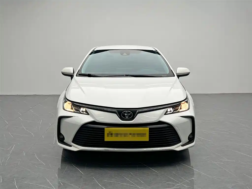 Toyota Corolla 2022 1.2T S-CVT Pioneer PLUS Edition фото 2