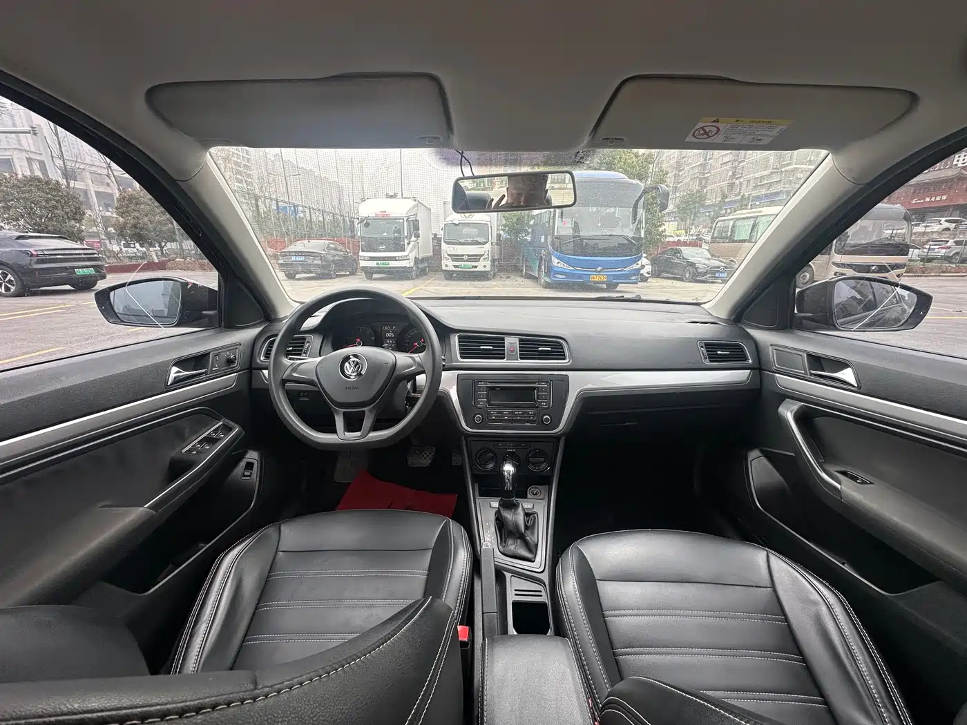 Volkswagen Lavida 2017 1.6L Automatic Trend Edition фото 5