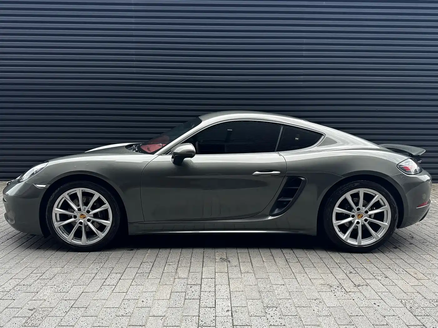 Porsche 718 2022 Cayman 2.0T фото 5