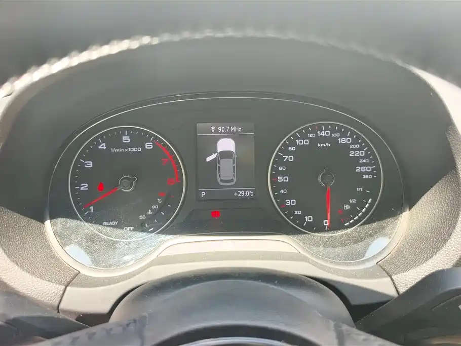 Audi A3 2017 Sportback 35 TFSI Progressive фото 13