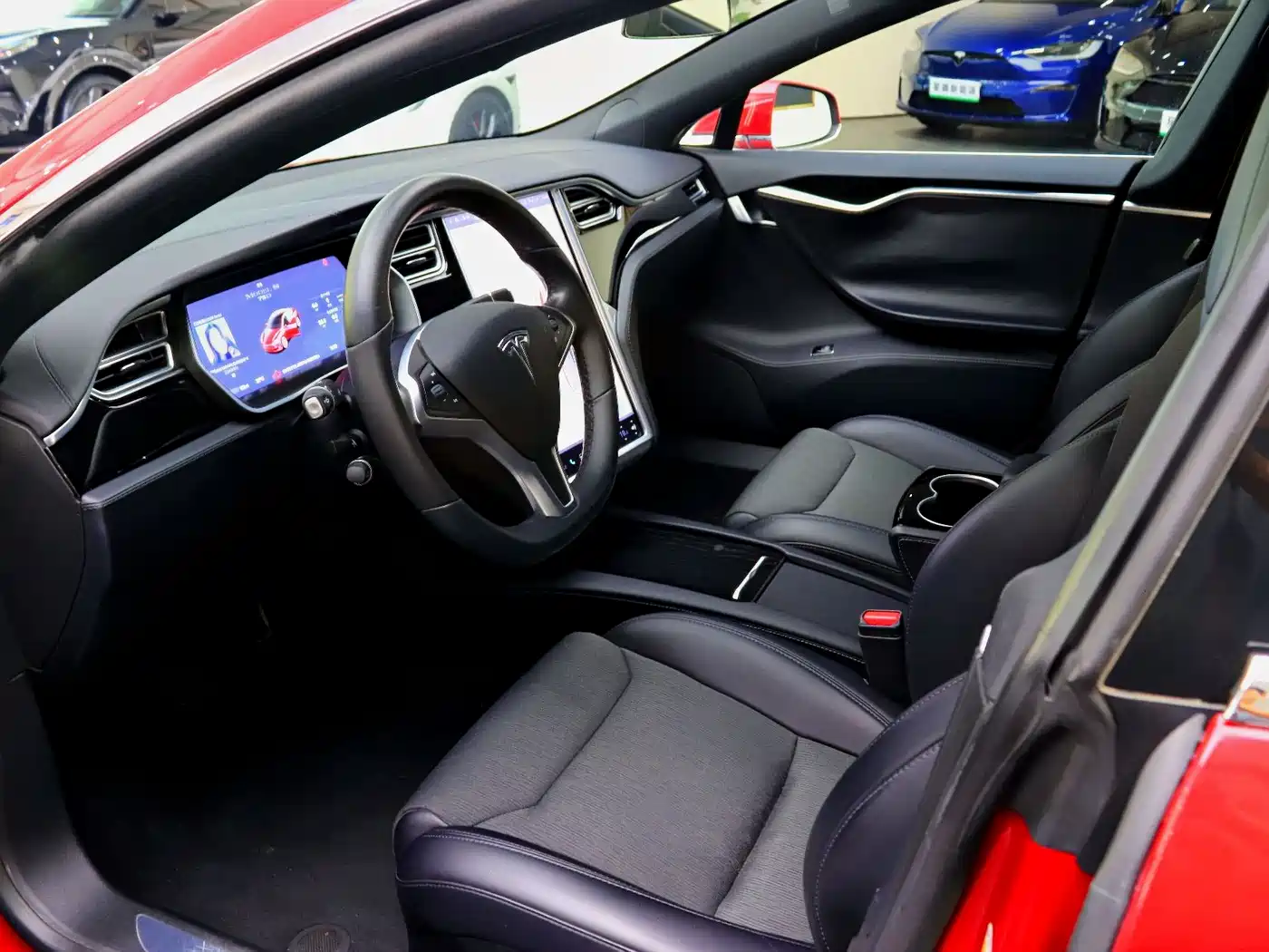 TESLA MODEL S