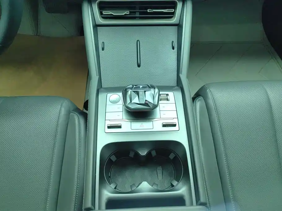 BYD Qin L 2024 DM-i 120KM Leading фото 16