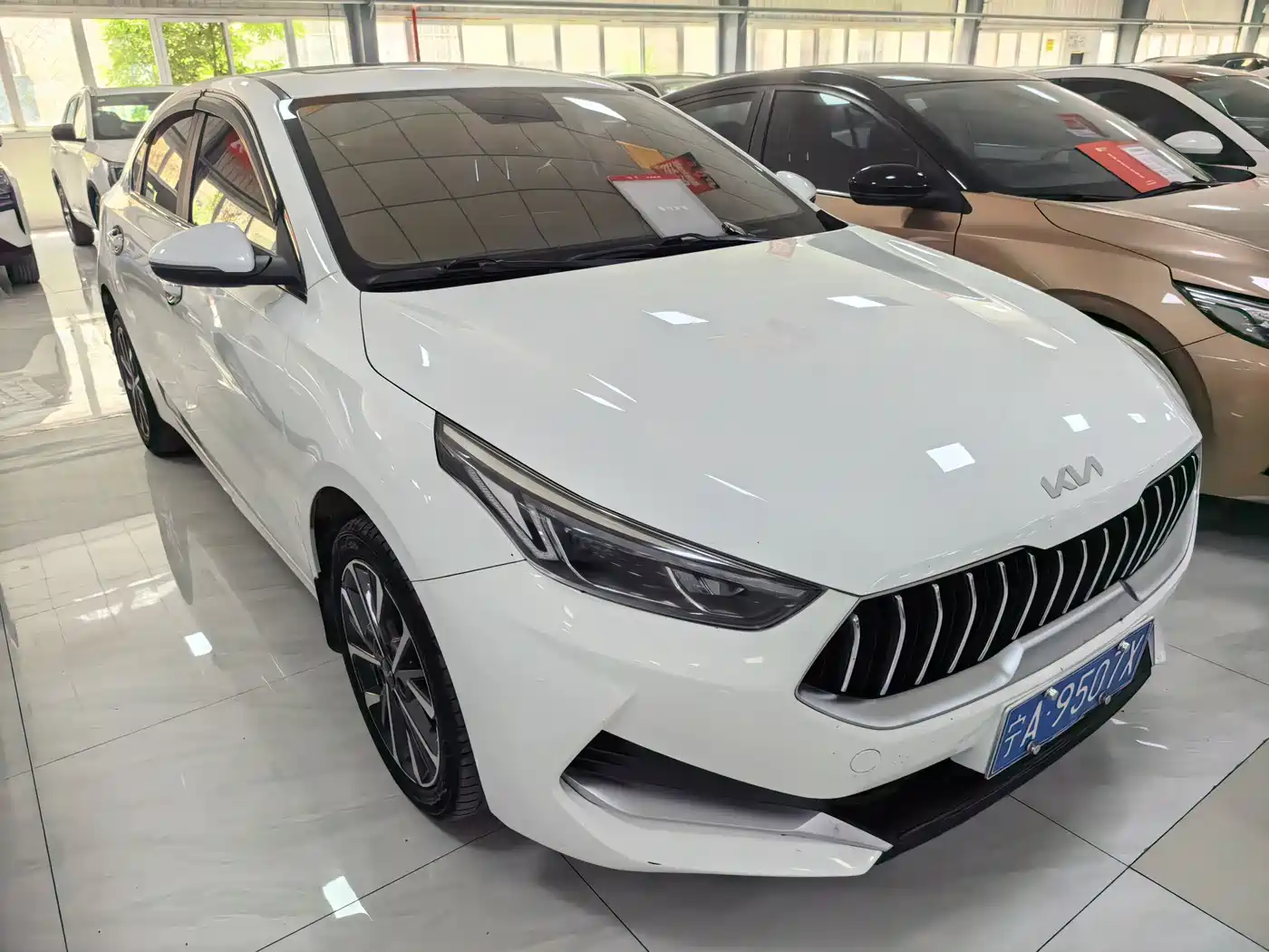 Kia K3 2021 1.5L CVT Luxury Edition фото 2