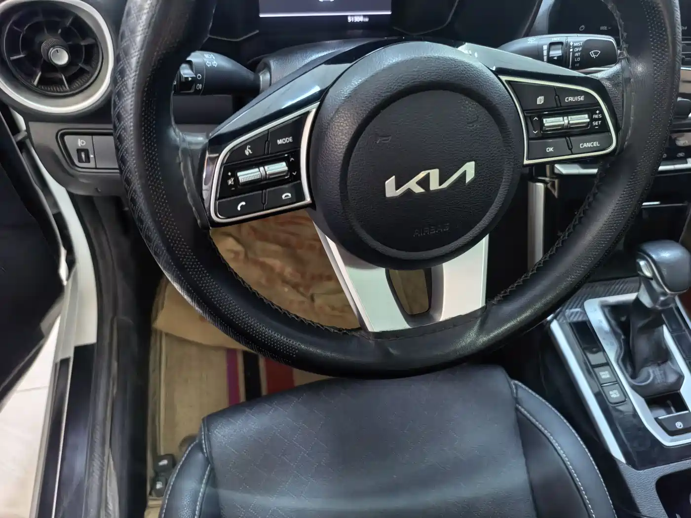 Kia K3 2021 1.5L CVT Luxury Edition фото 10