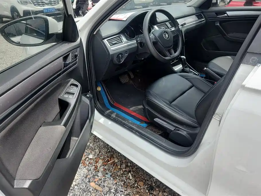 Volkswagen Bora 2019 Bora Legend 1.5L Automatic Fashion China V фото 9