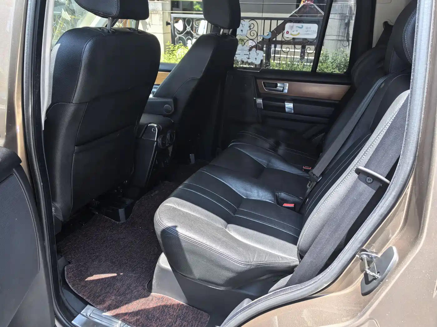 Land Rover Discovery 2012 5.0 V8 HSE фото 5