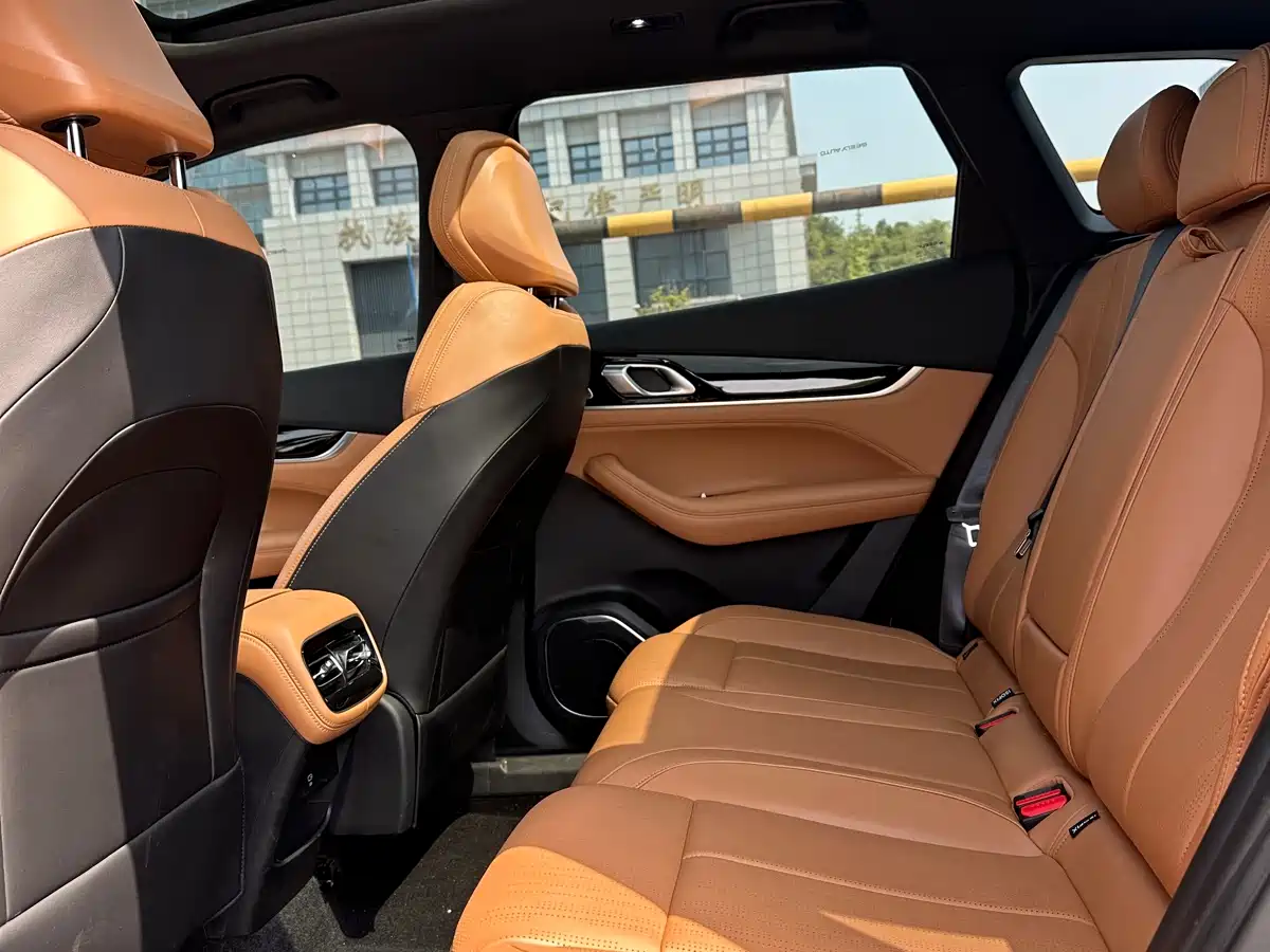 GEELY AUTOMOBILE BOYUE L