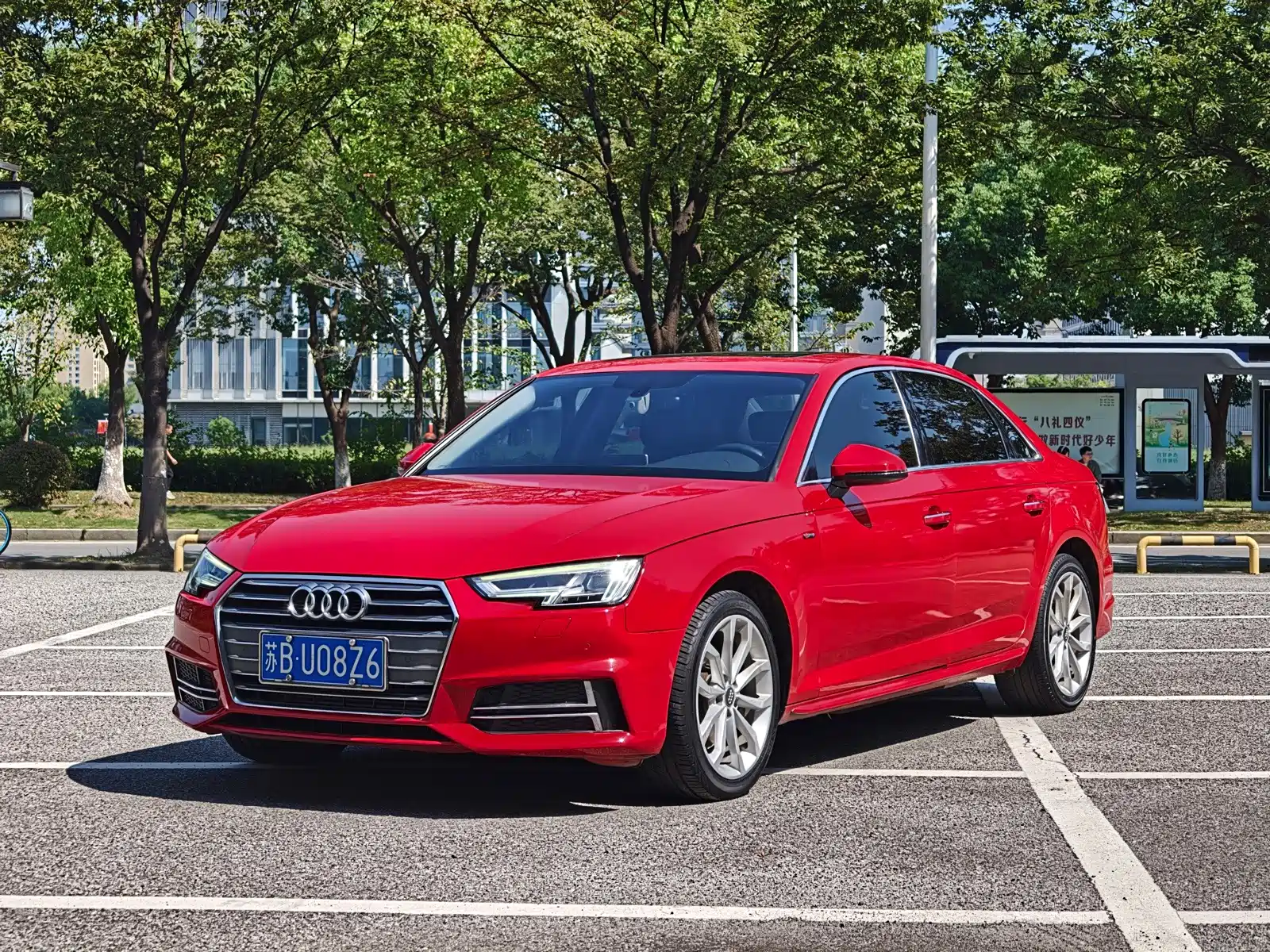 Фото 3 - Audi A4L