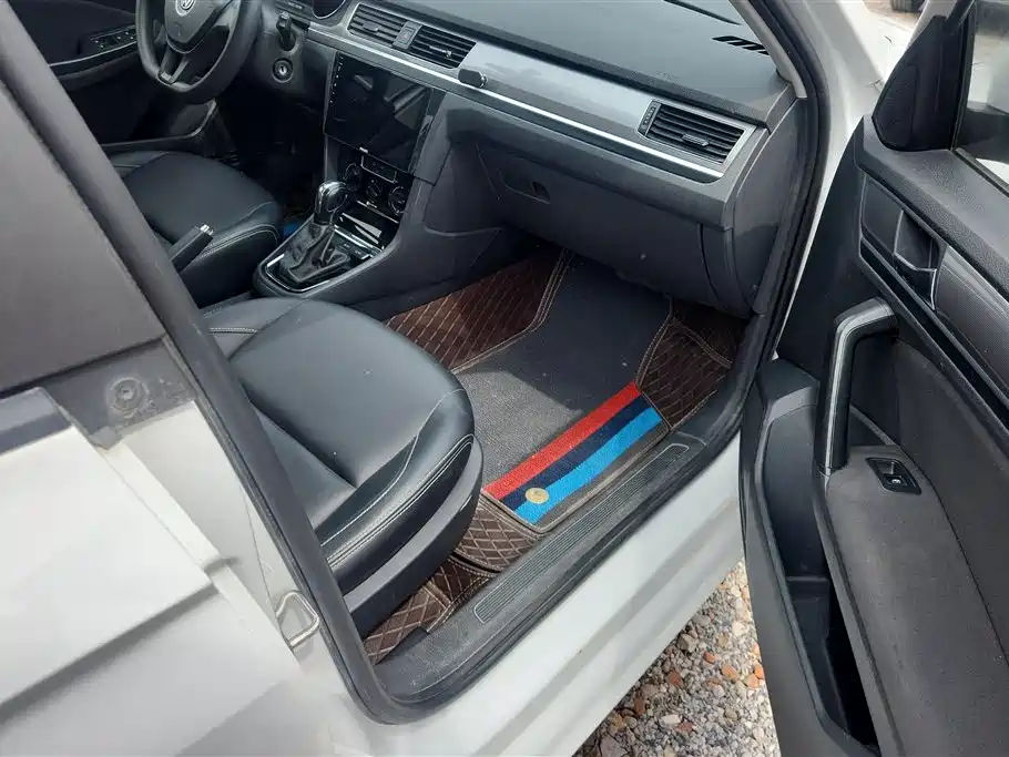 Volkswagen Bora 2019 Bora Legend 1.5L Automatic Fashion China V фото 8
