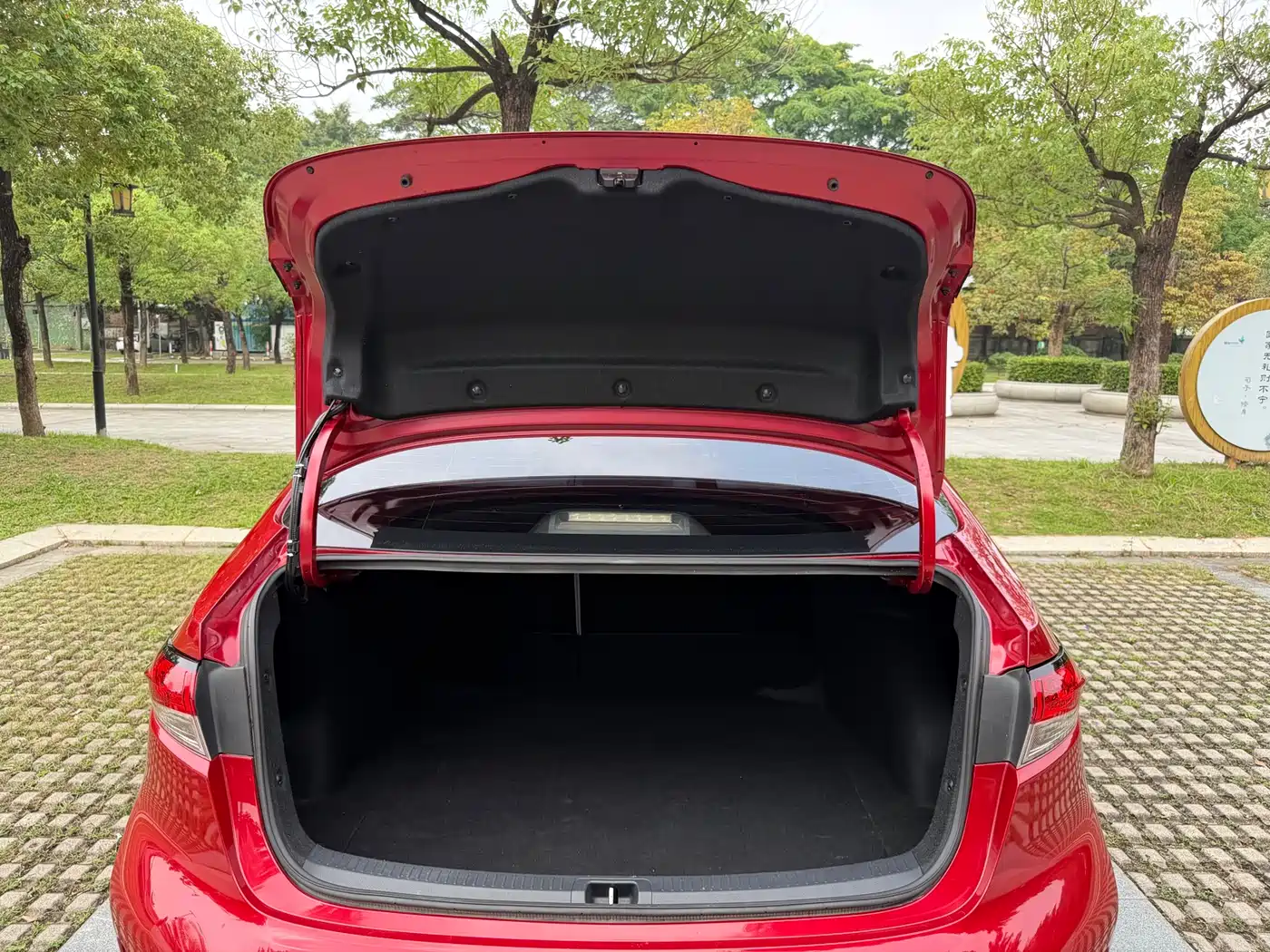 Toyota Levin 2021 185T CVT Sport Edition фото 18