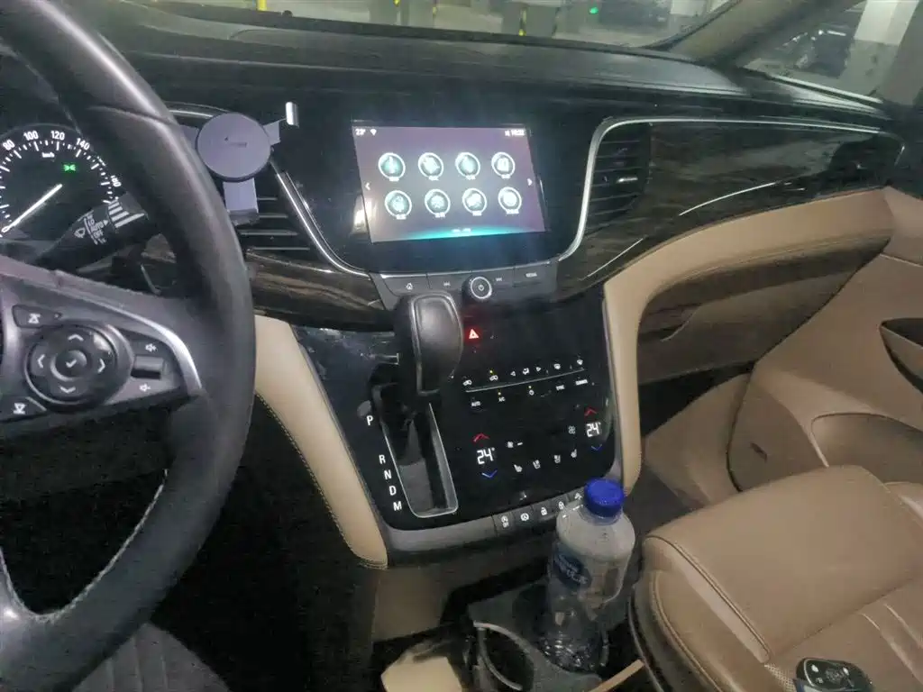 Buick GL8 2018 ES 28T Flagship Type China VI фото 6