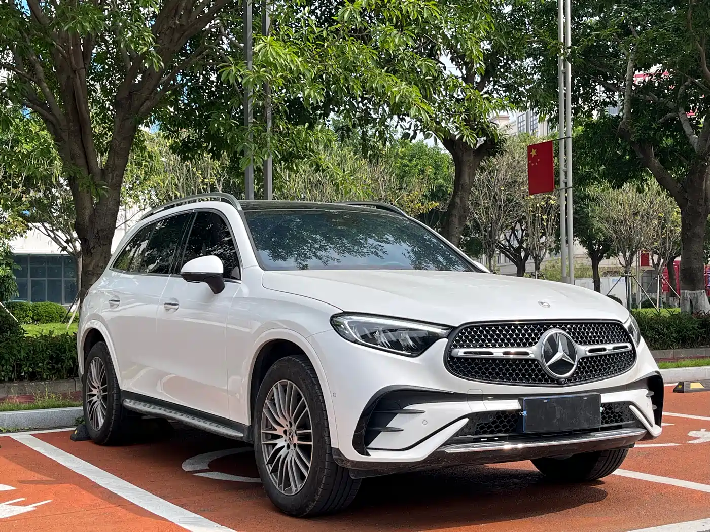Mercedes-Benz GLC 2023 GLC 300 L 4MATIC Dynamic 7-Seater фото 3