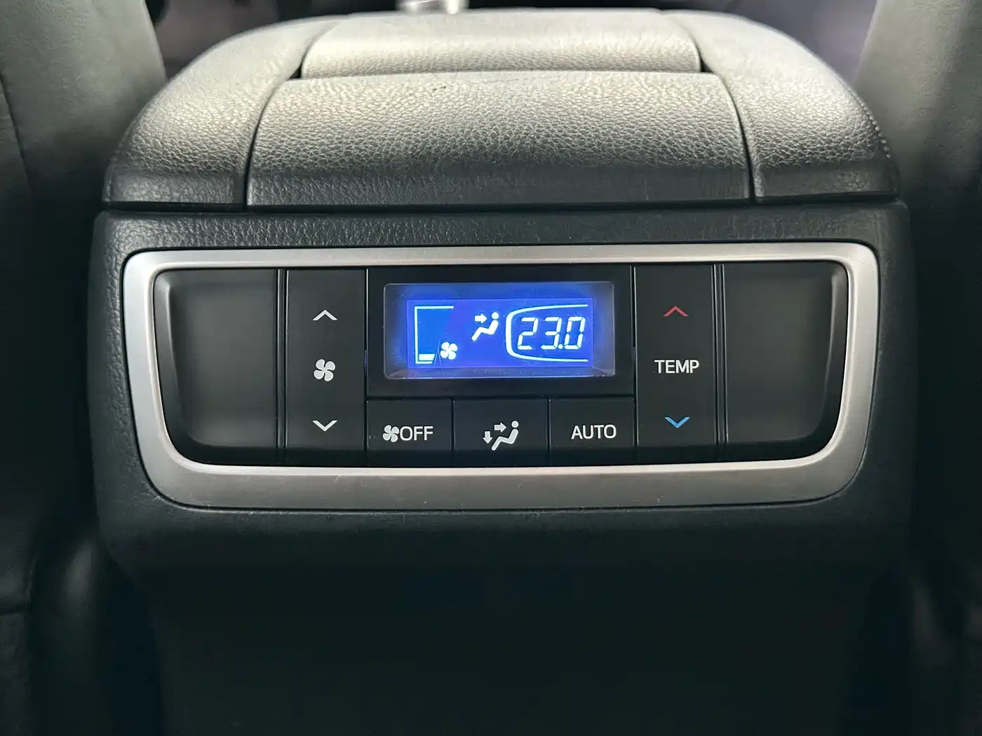 Toyota Highlander 2018 2.0T 4WD Luxury 7-seater (China V) фото 15