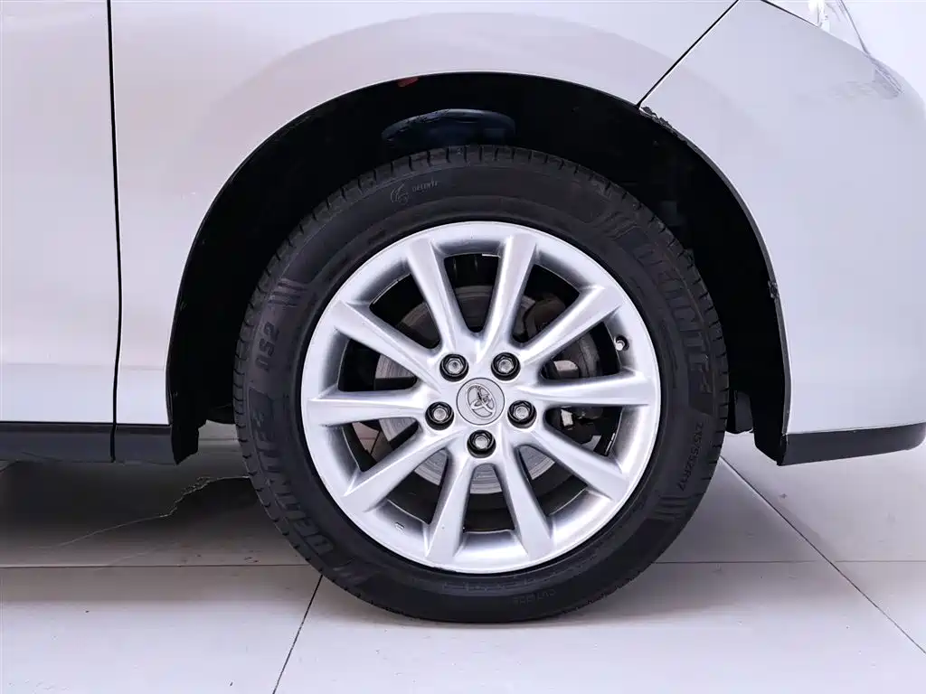 Toyota Previa 2007 3.5L 7-Seater Luxury фото 6
