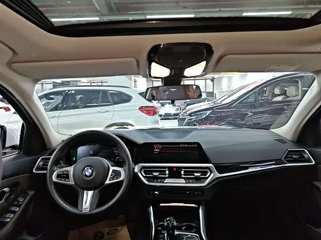BMW 3-SERIES