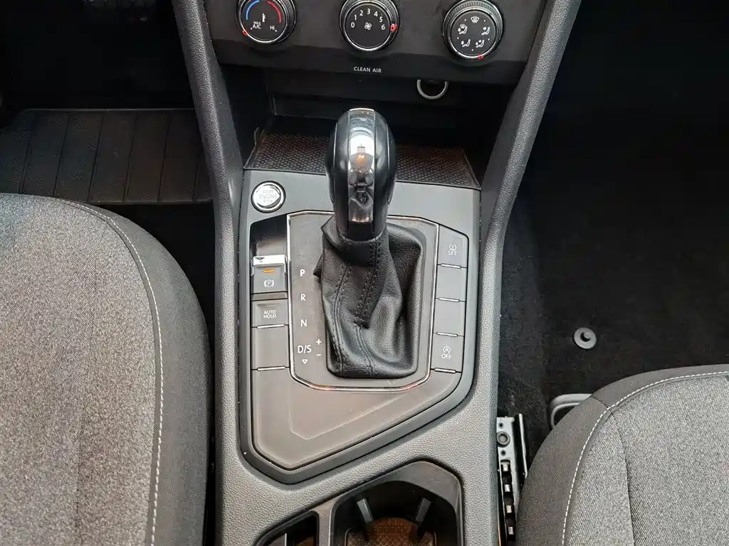 Volkswagen Tharu 2021 Model 280TSI 2WD Trend Edition фото 13