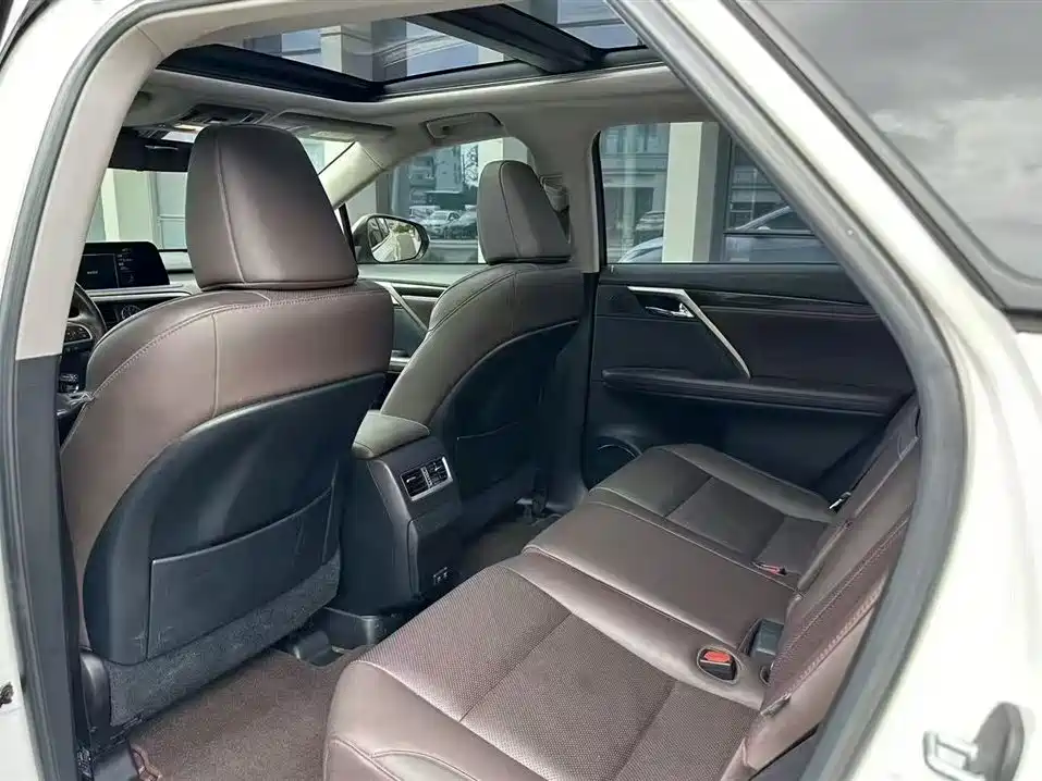 Lexus RX 2020 Facelift 300 AWD Elegance Edition фото 5