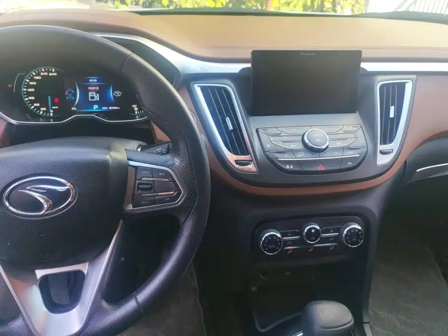 Soueast DX7 2016 2017 1.5T Automatic Glory Edition