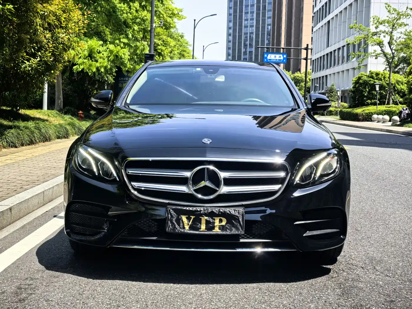 Mercedes-Benz E-Class 2019 Facelift E 300 L Sport Fashion фото 2