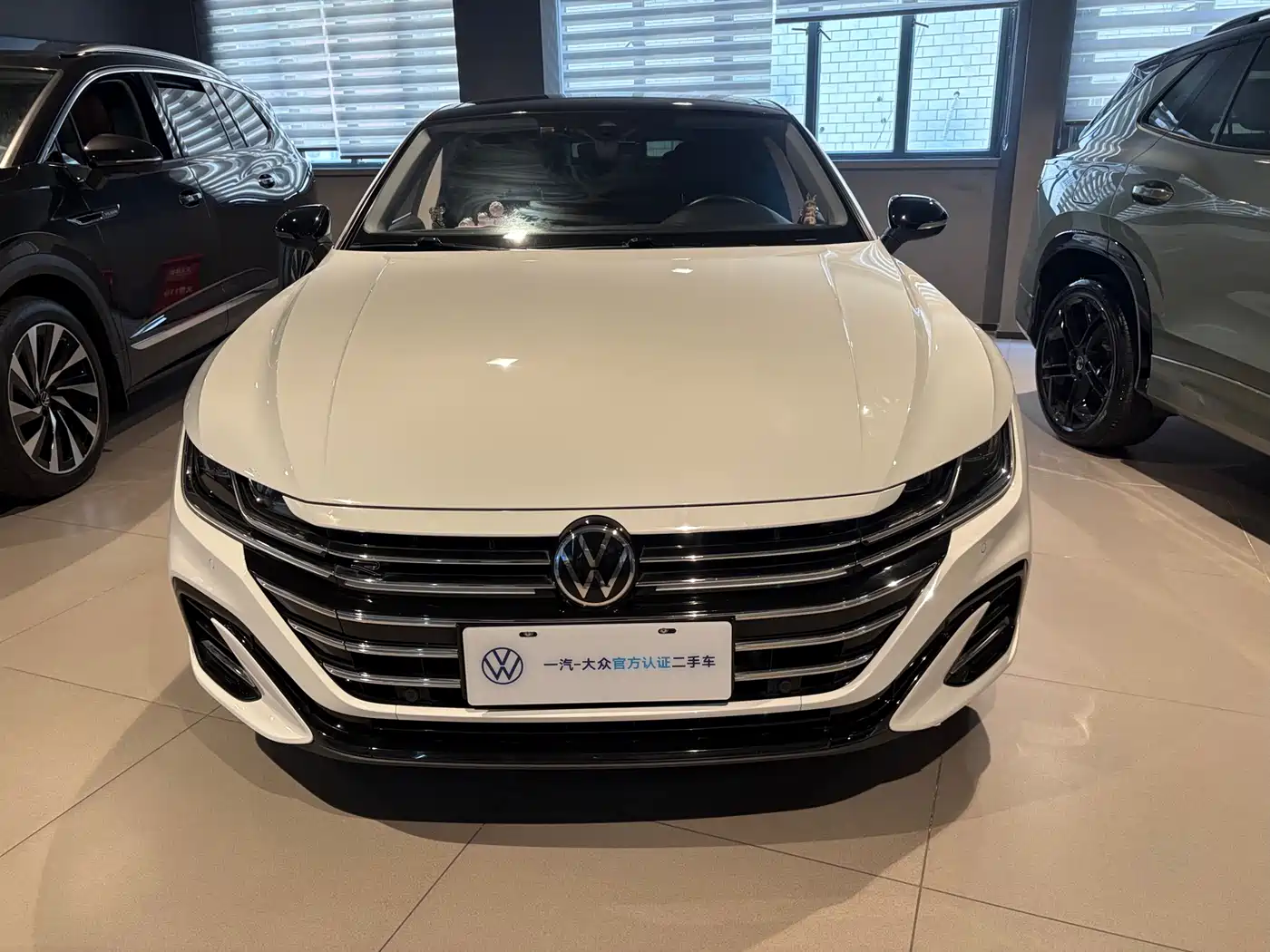 Volkswagen FAW-Volkswagen CC 2021 380TSI Eye-catching Edition фото 2