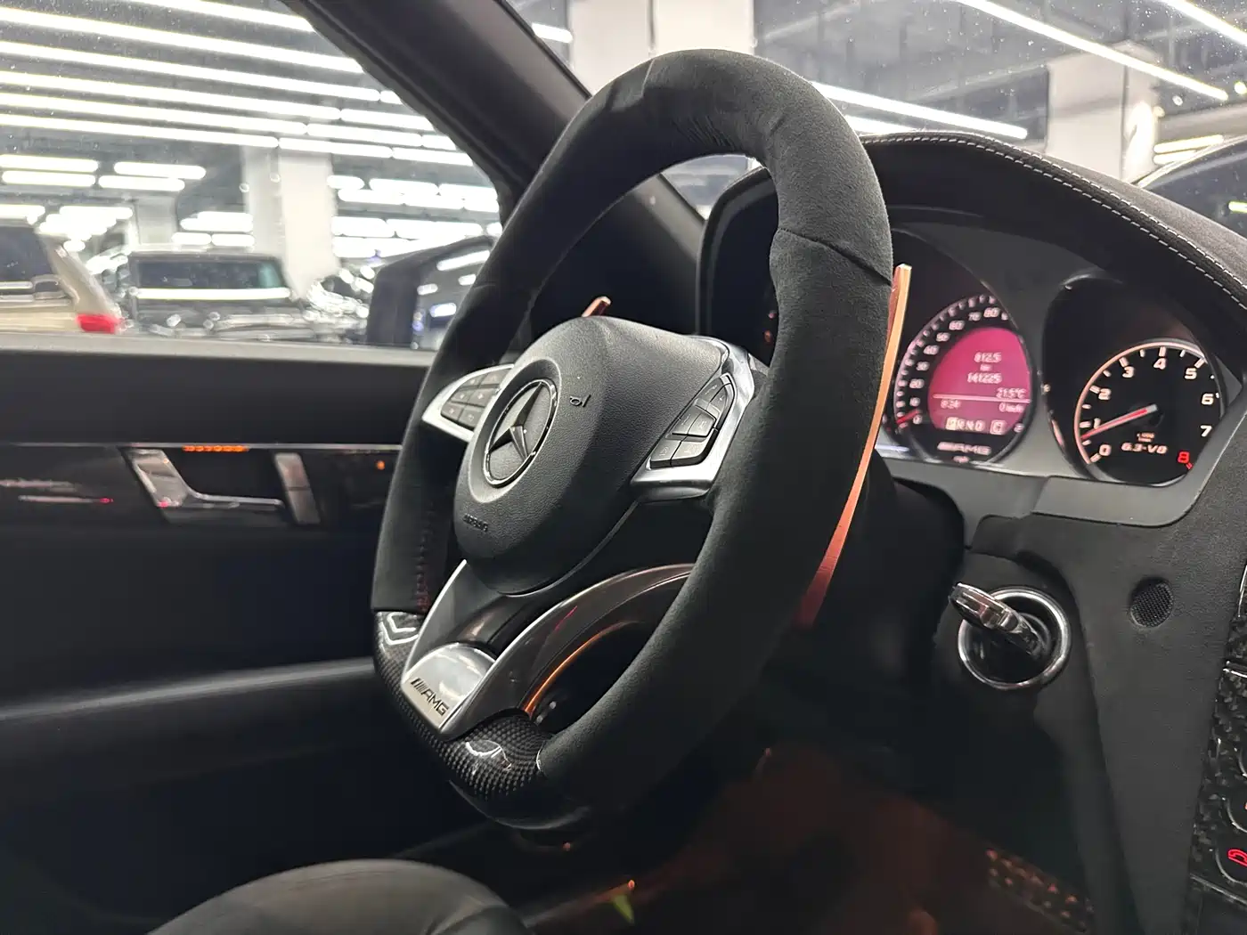 Mercedes-Benz C-Class AMG 2009 AMG C 63 Dynamic фото 13