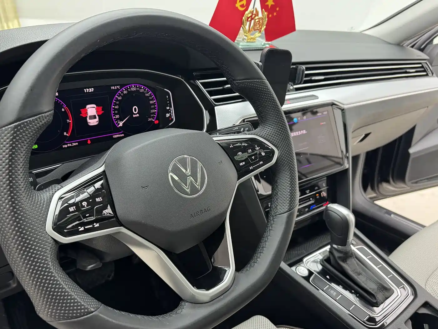 Volkswagen Magotan 2025 Facelift Public Edition 330TSI DSG Luxury фото 10