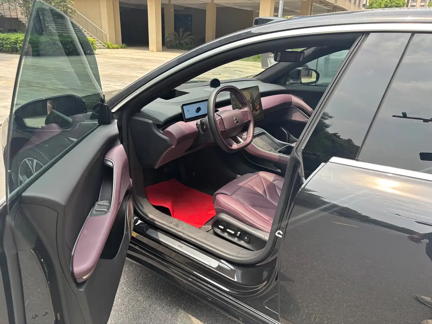 NIO ET5T 2025 75kWh Touring фото 7