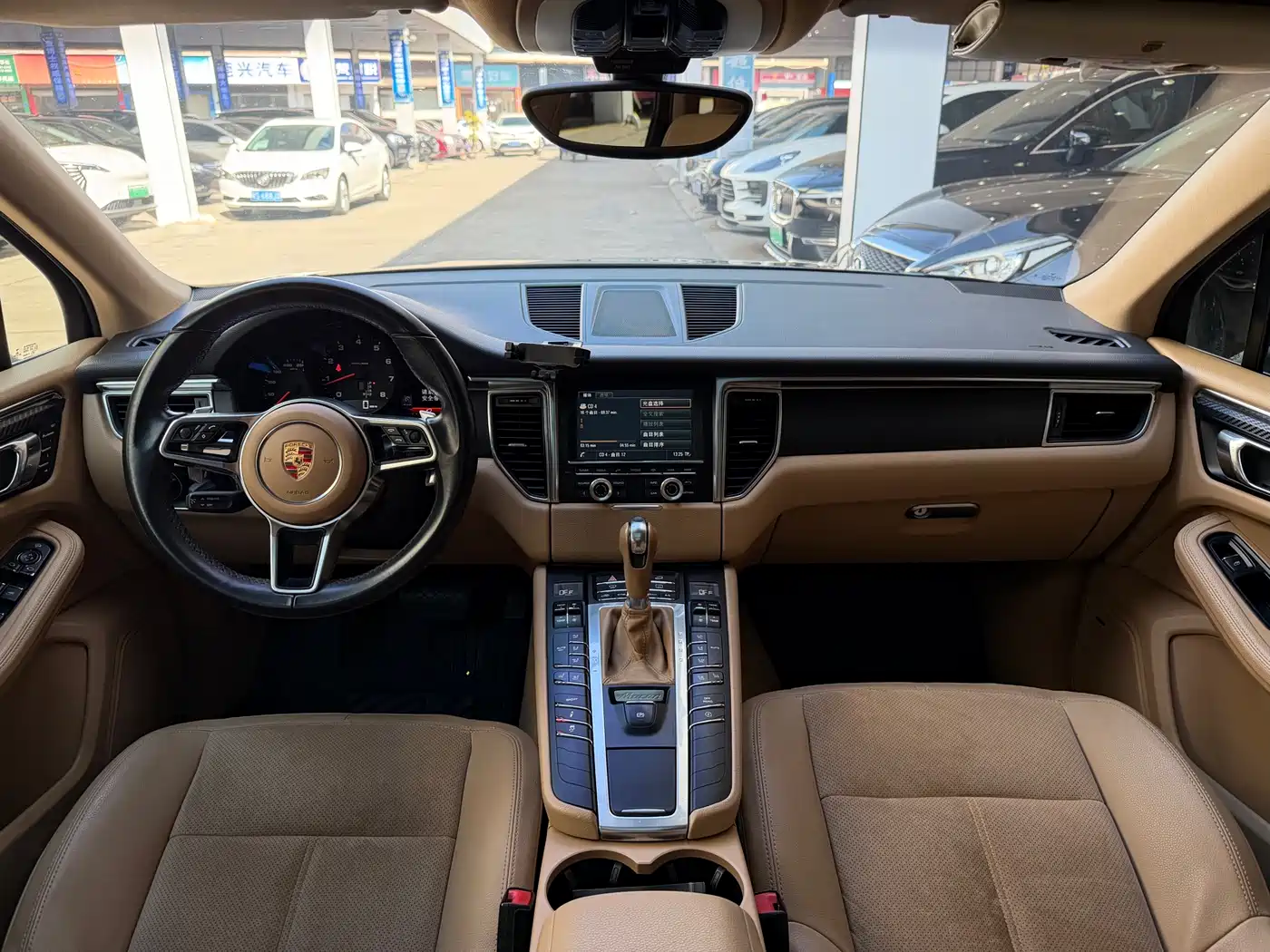 Porsche Macan 2014 Macan 2.0T фото 12