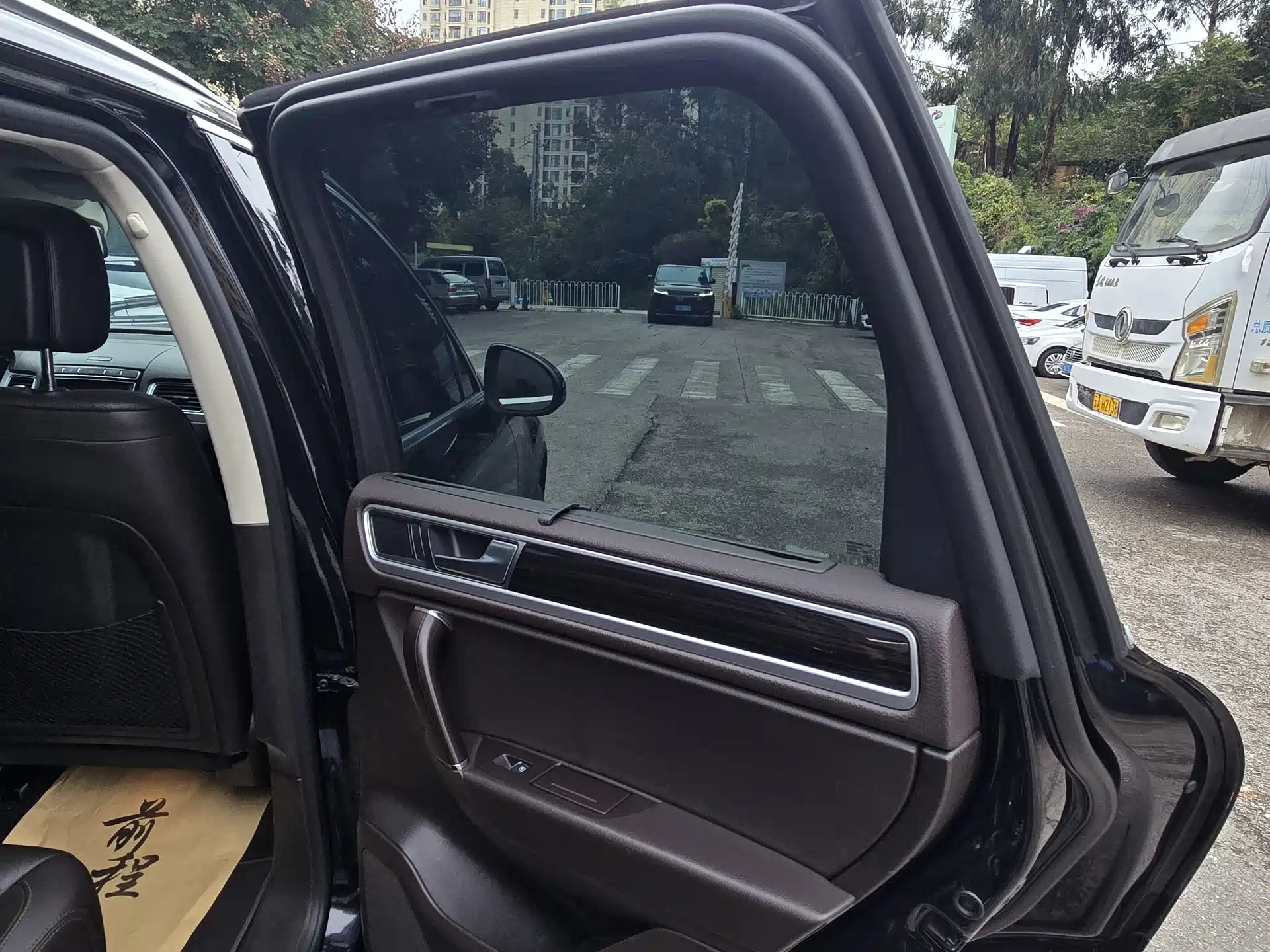 Фото 9 - Volkswagen Touareg
