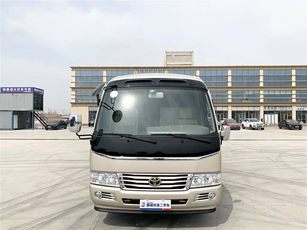 Toyota Coaster 2015 4.0L Premium Bus GRB53L-ZCMSK 20-seater Special Edition фото 21