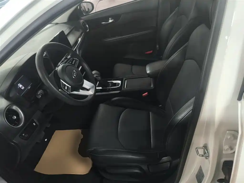 Kia K3 2019 1.5L CVT Smart Connect Edition фото 15