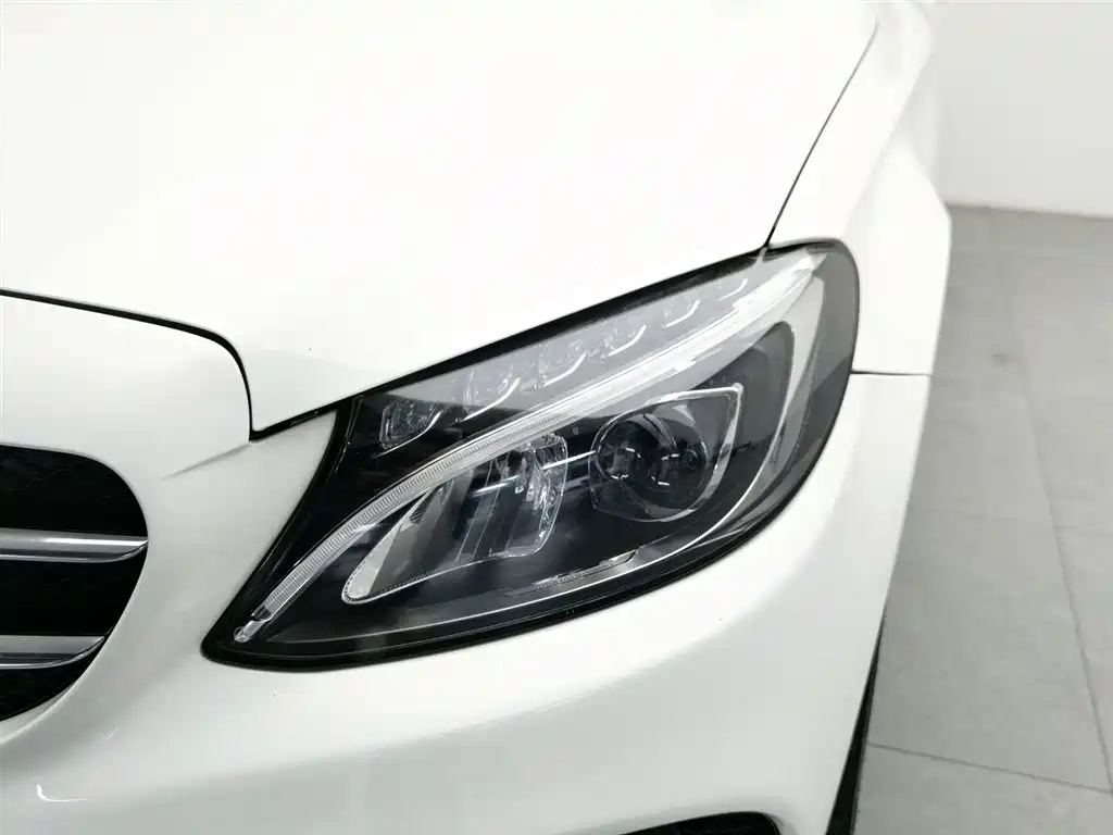 Mercedes-Benz C-Class 2015 C 200 Sport Edition фото 7