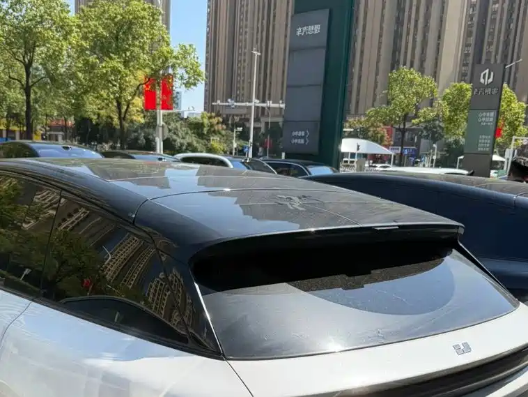 Li Auto i6 2026 2025 2WD Base Model
