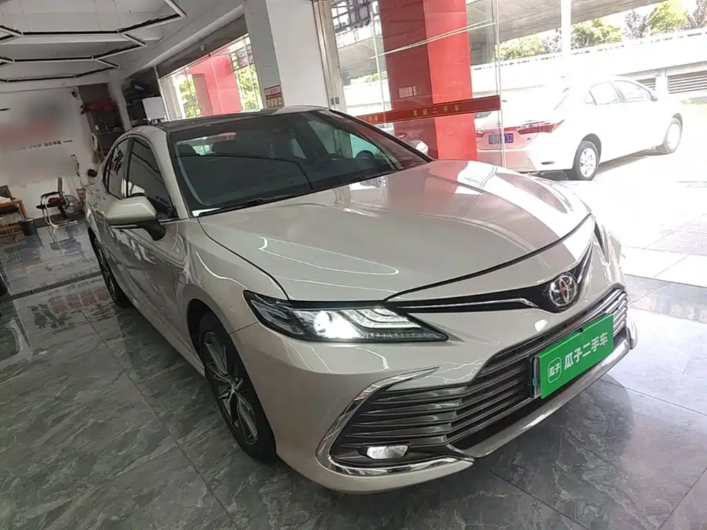 Toyota Camry 2021 2.5G Luxury Edition фото 4