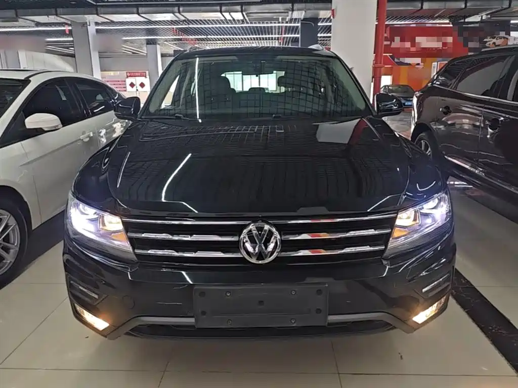 Volkswagen Tiguan L 2019 330TSI Automatic 2WD Panorama Comfort Edition China VI фото 3
