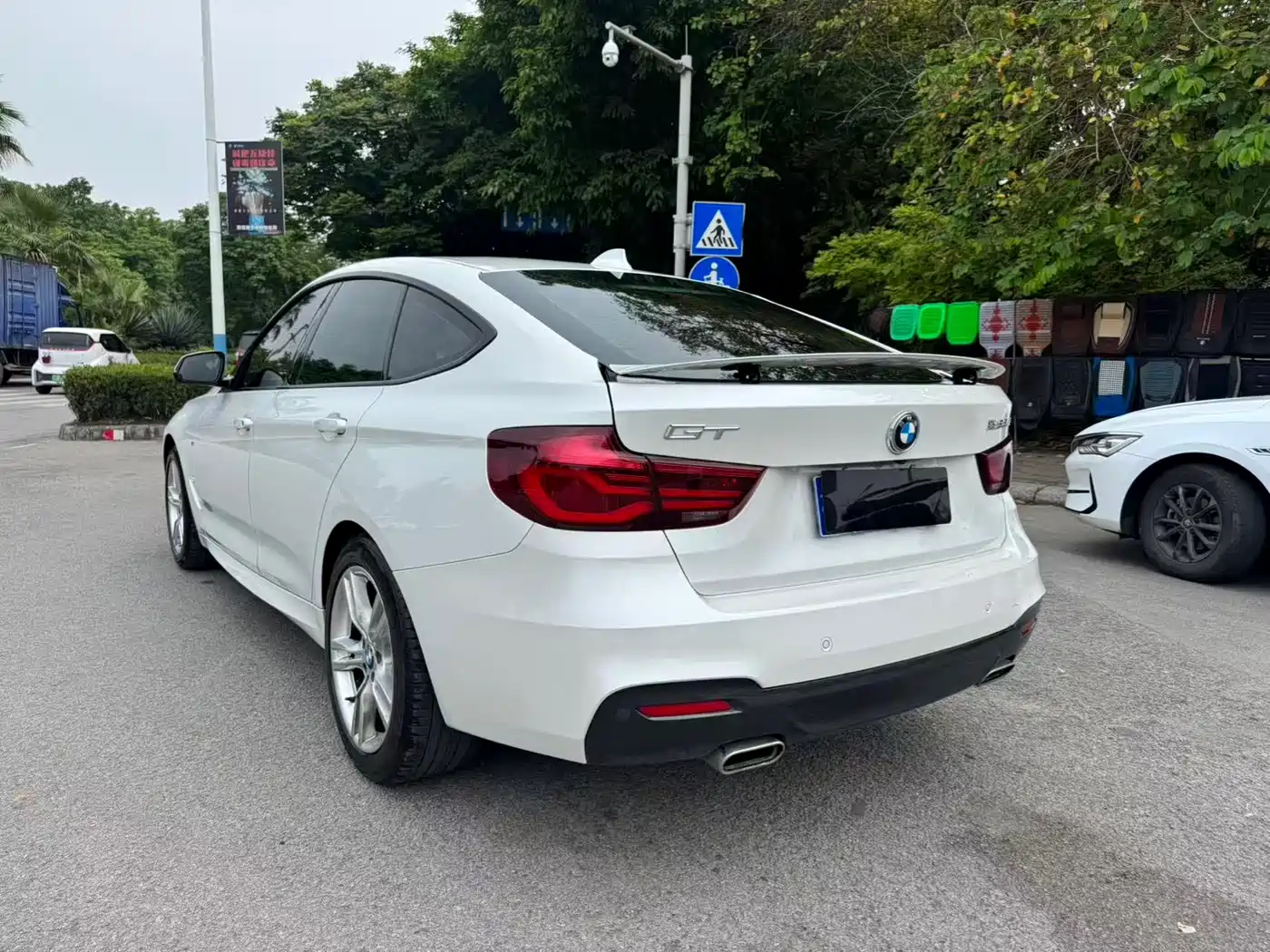 BMW 3 Series GT 2019 320i M Sport Model фото 7