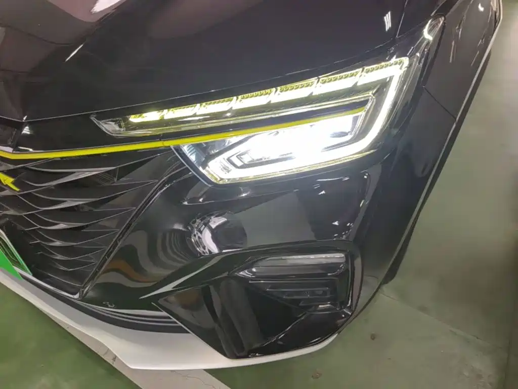 Photo 24 - Roewe RX5 eMAX
