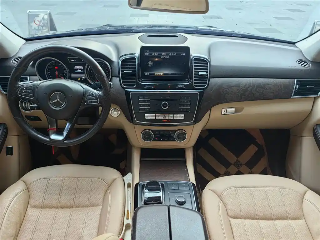 Mercedes-Benz GLE 2015 GLE 400 4MATIC фото 10