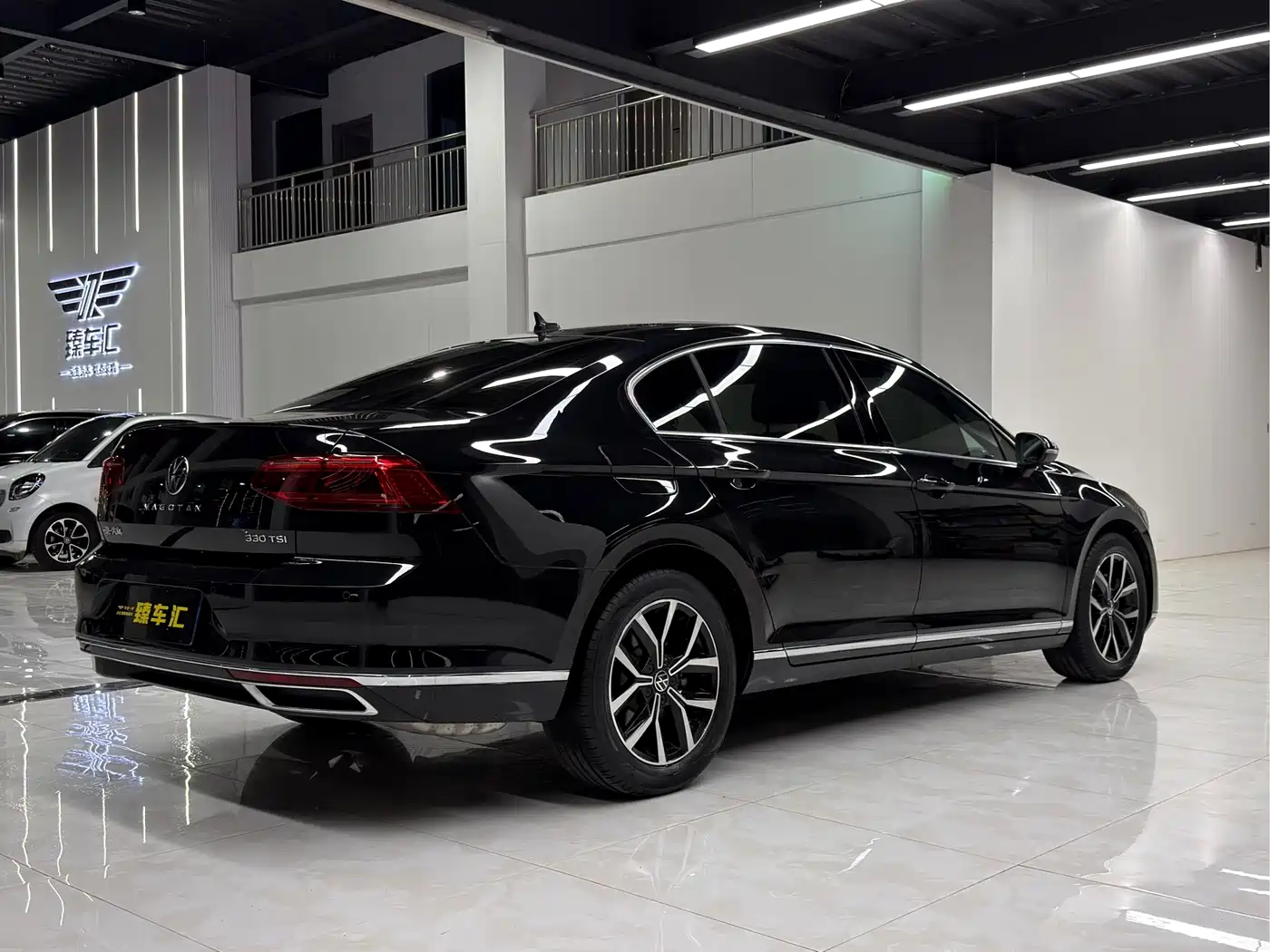 Volkswagen Magotan 2020 330TSI DSG Leading фото 6