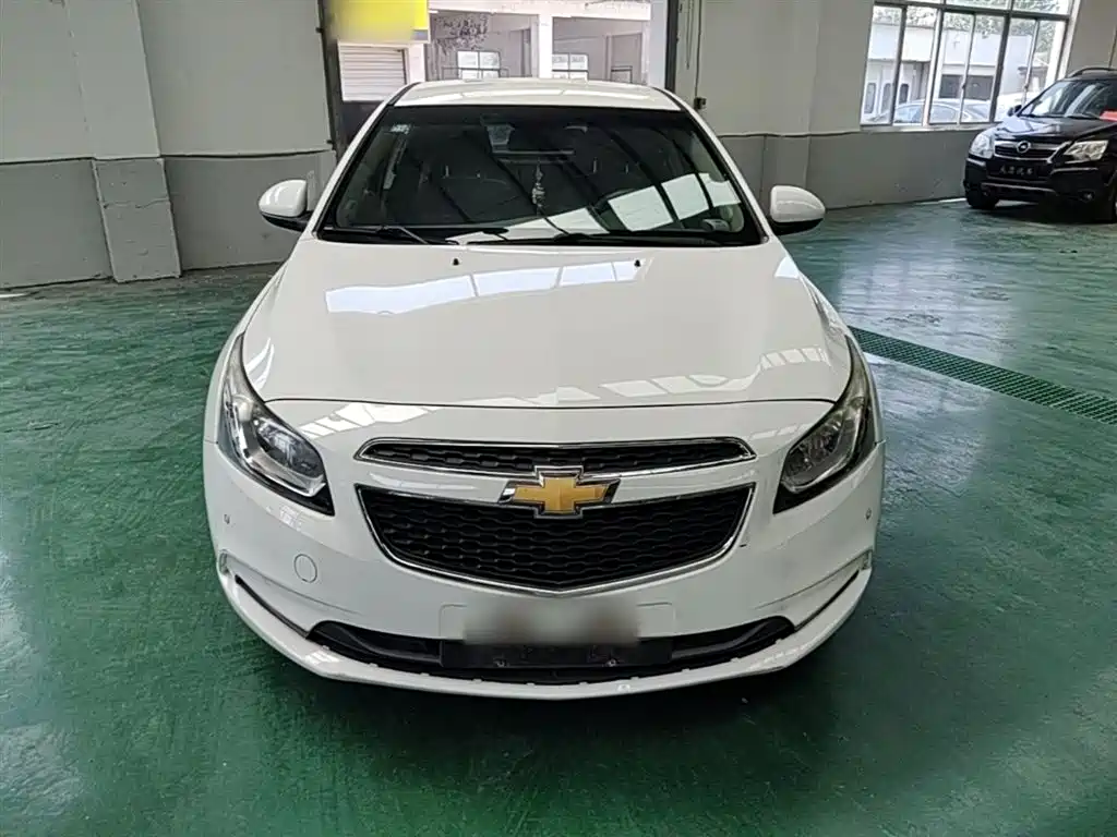 Chevrolet Cruze 2015 1.5L Classic SL MT фото 3