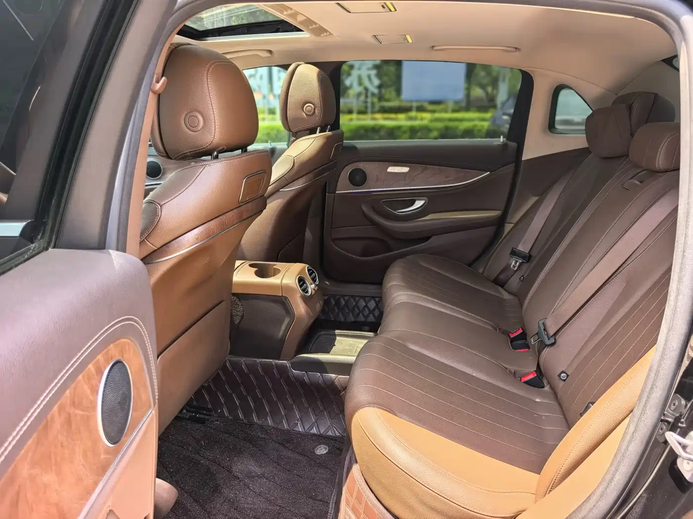Mercedes-Benz E-Class 2018 Facelift E 200 L фото 7